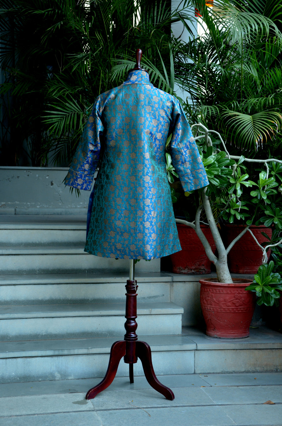 Tropical Blue Woven Kinkhab Brocade Benarasi Silk Cape