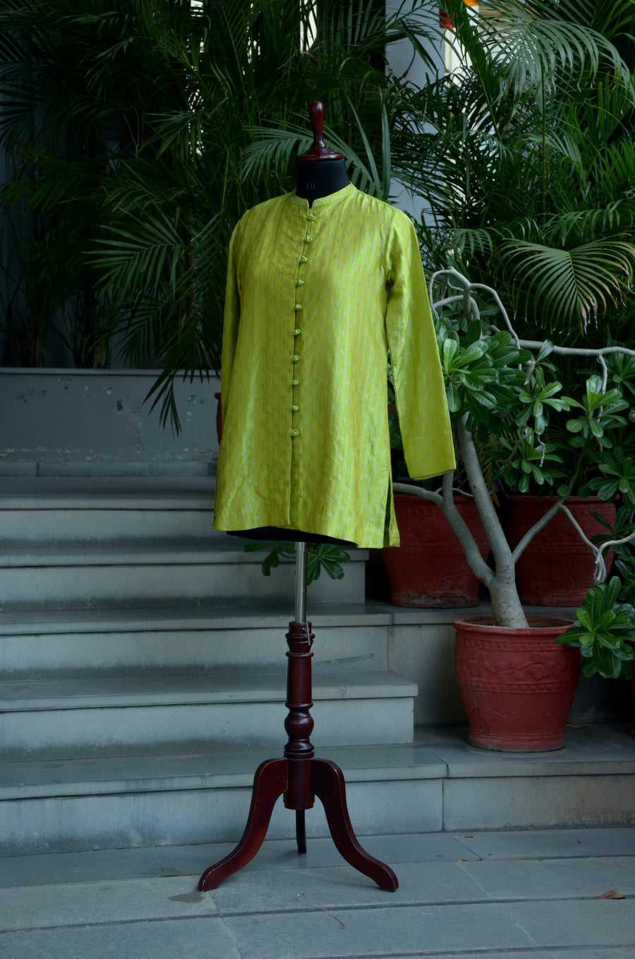 Peridot Green & Gold Checkered Woven Benarasi Silk Jacket