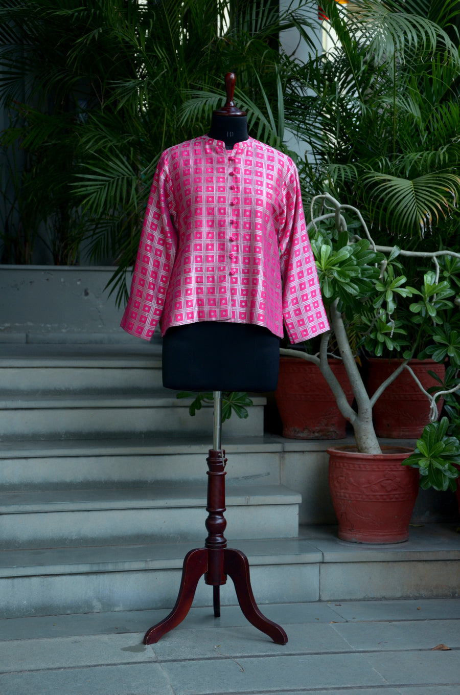 Magenta & Silver Checkered Woven Benarasi Silk Jacket