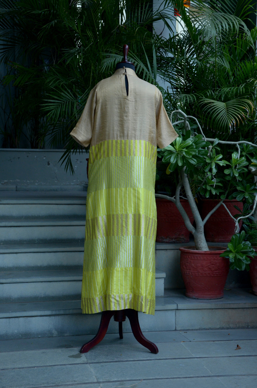 Bright Chartreuse & Pure Gold Zari Tissue Handloom Benarasi Silk Kurta