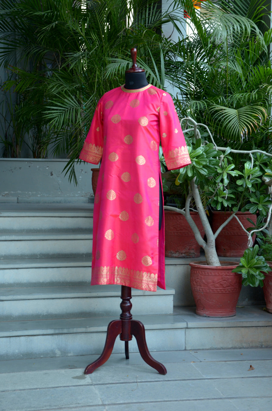 Fuchsia Woven Katan Silk with Gold Buta Kurta